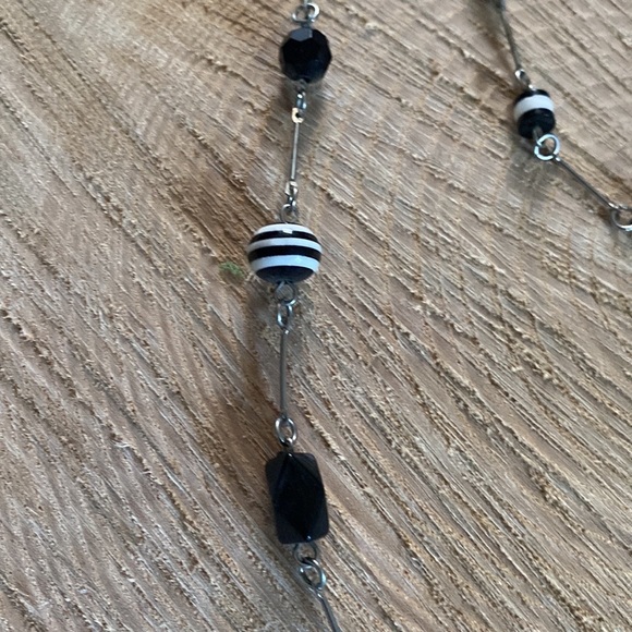 Bundle of long silver gem necklaces, mid length and pairs of elastic metal rings - Picture 5 of 15